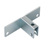 Adam Hall Mount for dividing walls for 6,7mm material, 25g
